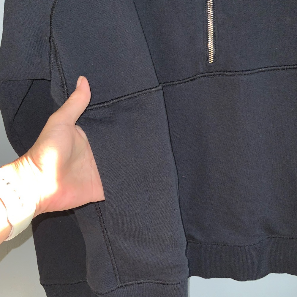 Under Armour Women's Black Quarter-Zip Sweatshirt Front Pocket XL - Picture 3 of 8